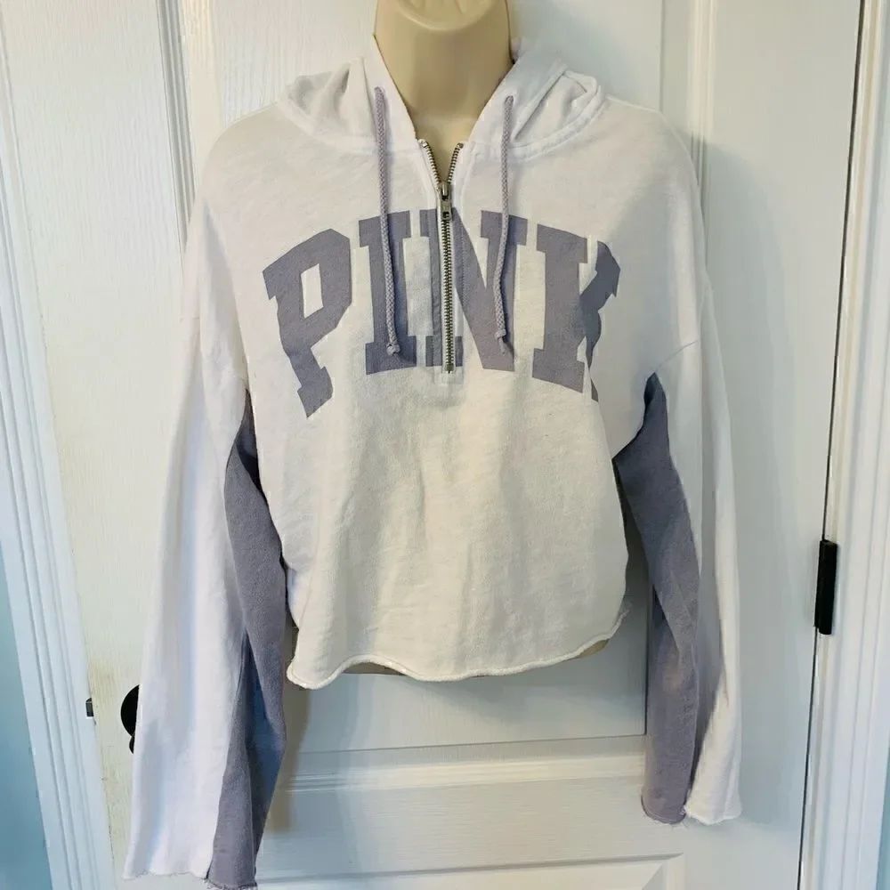 Trendy Fun VS PINK Half Zip Raw Hem White & Gray Two Toned Crop Hoodie! 🔥